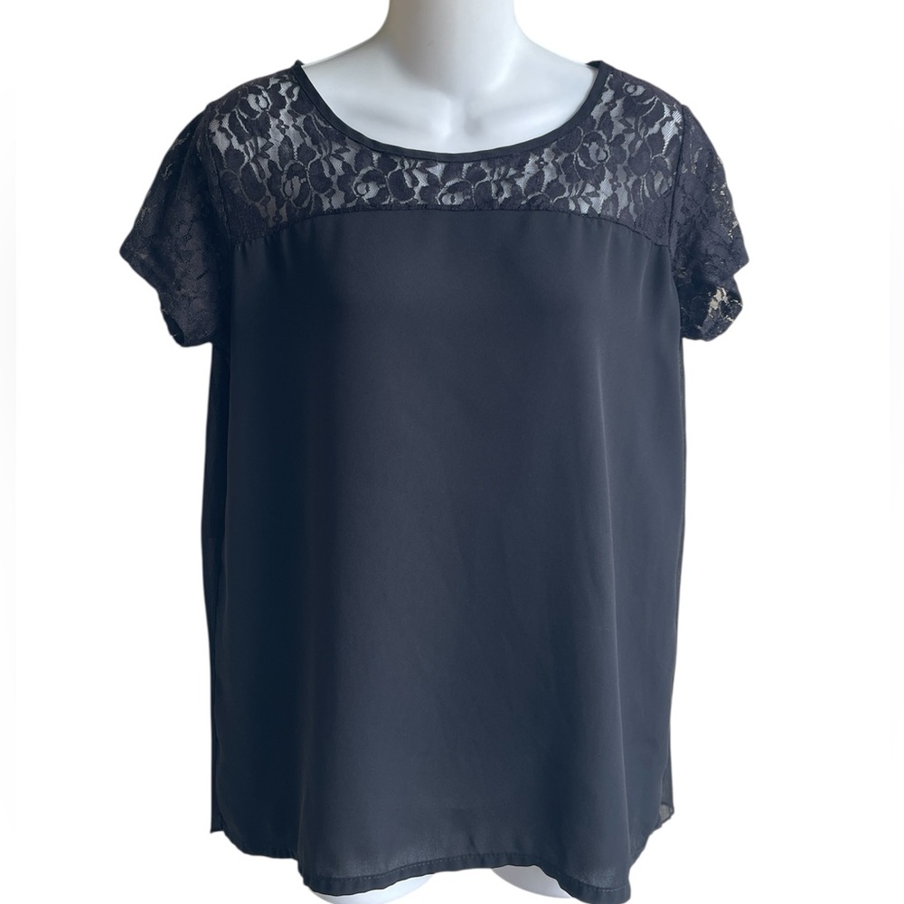 Heartsoul Black Lace Trim Top Blouse Sheer Pleated Flowy Back Woman's Medium